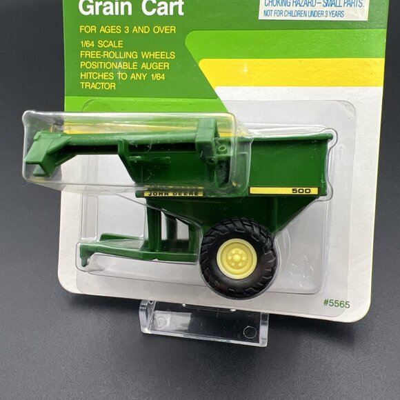 1992 Ertl John Deere 500 Grain Cart Auger Hitches to any 1/64 Scale Tractor 5565 - Picture 4 of 9
